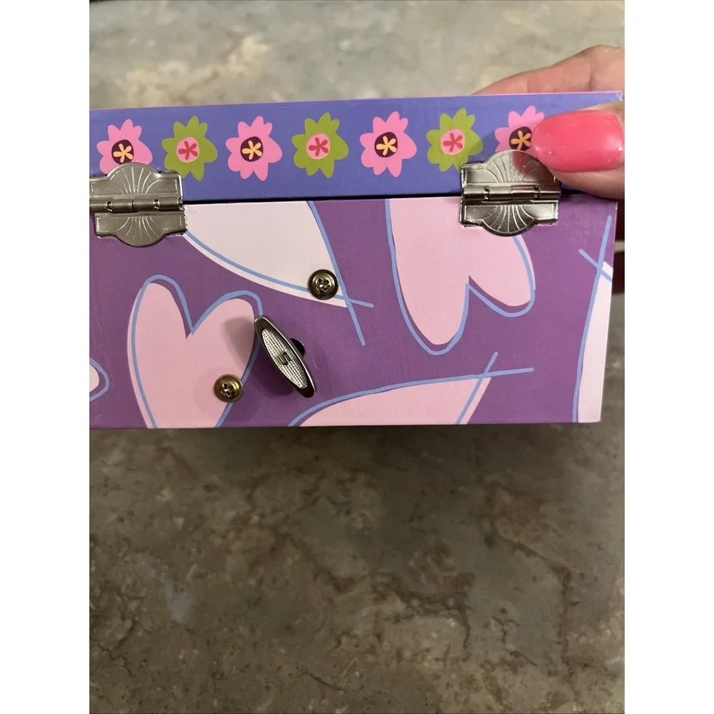2000 Barbie Musical Wind up Jewelry Box Spinning Ballerina 