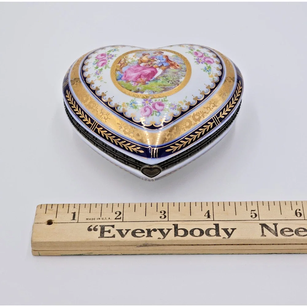 VTG Hand Painted Limoges Courting Couple Hinged Porcelain Heart Jewelry Box