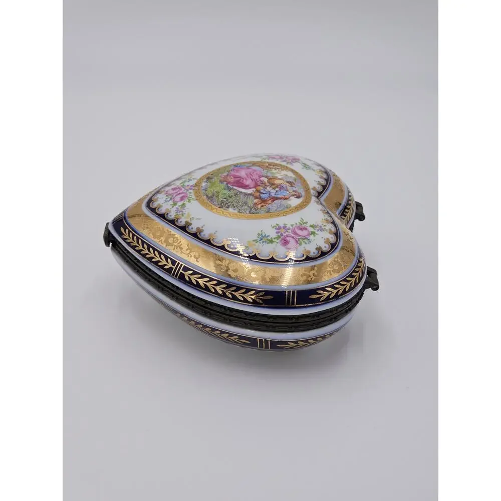 VTG Hand Painted Limoges Courting Couple Hinged Porcelain Heart Jewelry Box