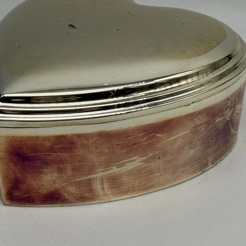 Vintage Hallmark Silver Plated Heart Trinket Box With Blue Velvet Lining 4