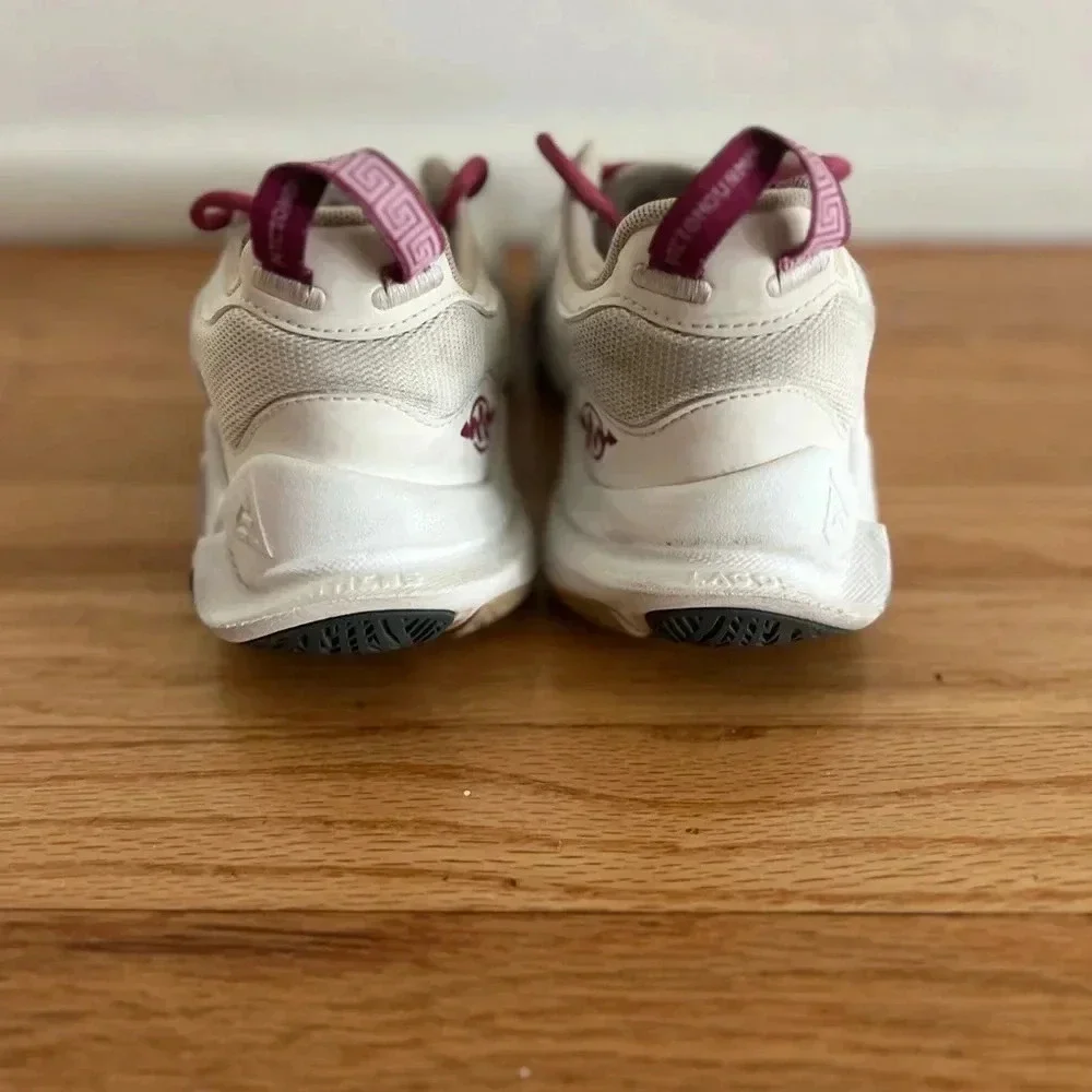 Nike amazing youth
