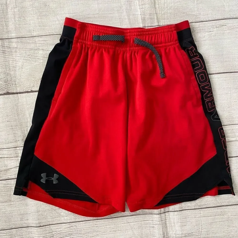 Under Armour youth boys M loose fit heatgear pull on athletic shorts red&black