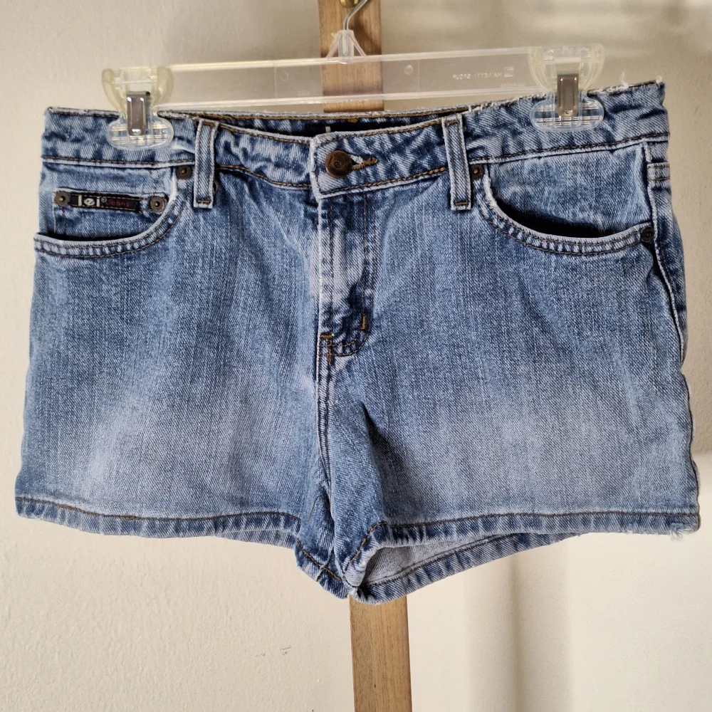 l.e.i. Y2k Denim Shorts
