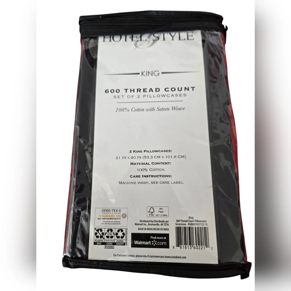 NWT Hotel Style King Pillowcases - White/Black