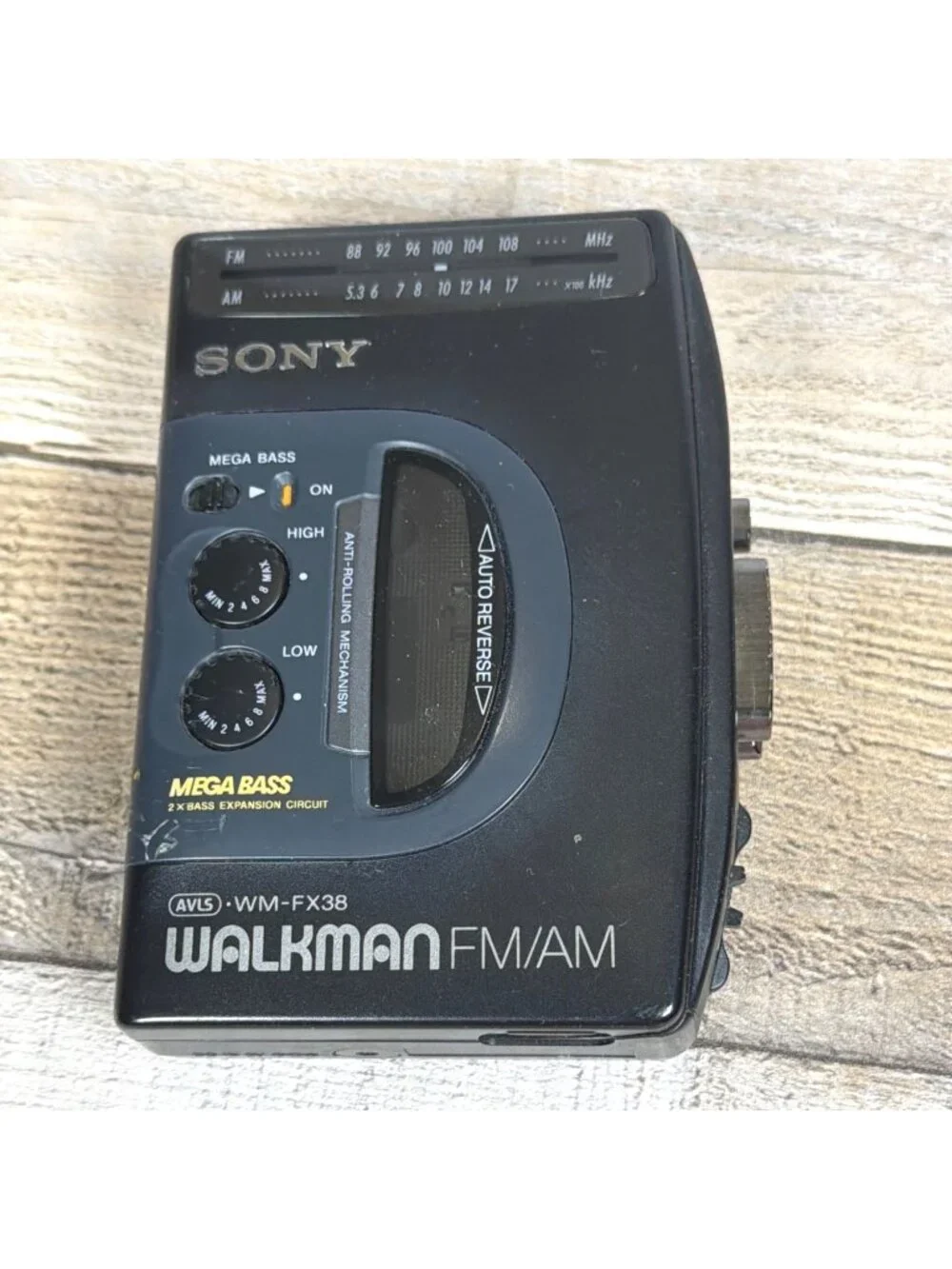 Vintage Sony Walkman WM-FX38 AM/FM Cassette Player Mega Bass For Parts or Repair