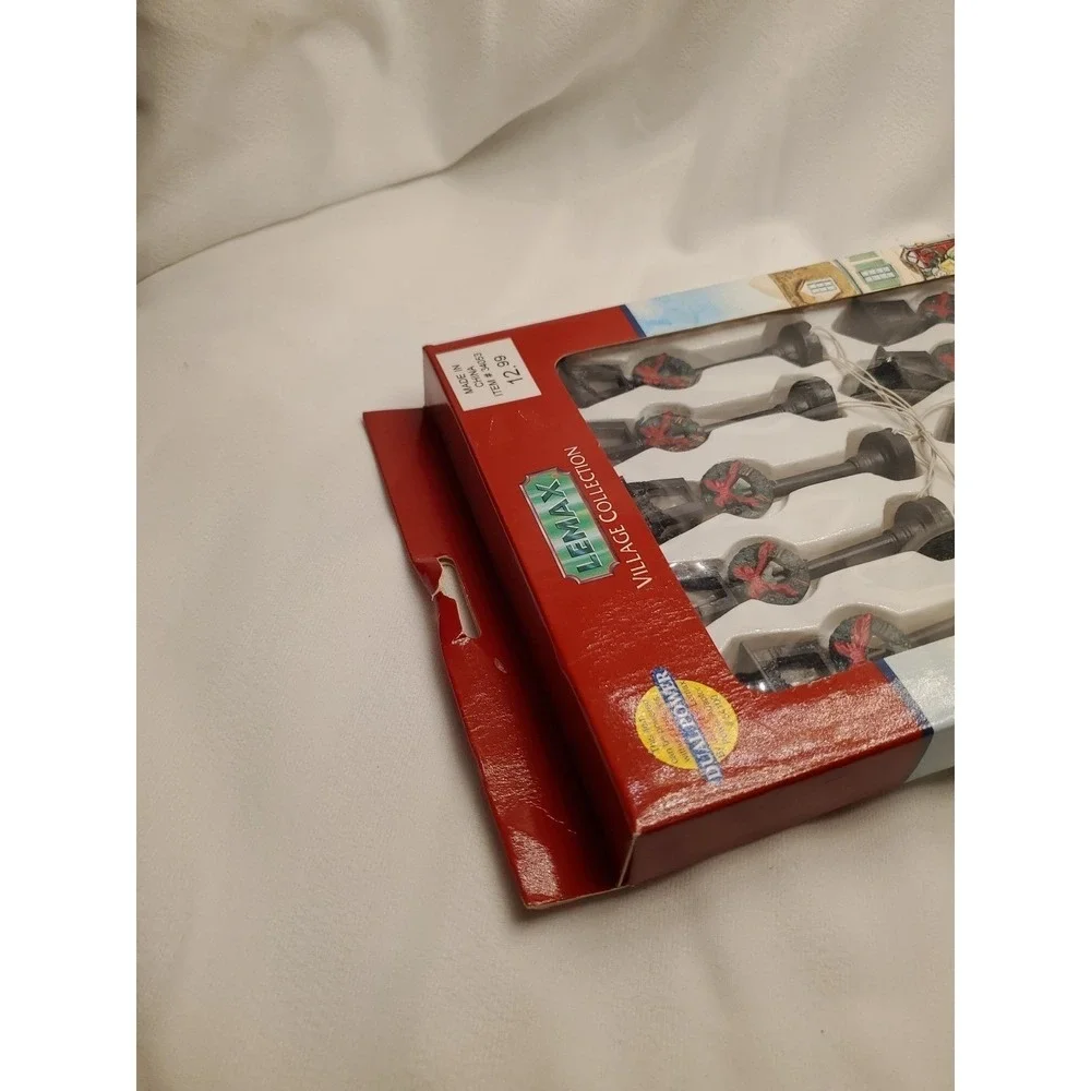 Lemax up grabs