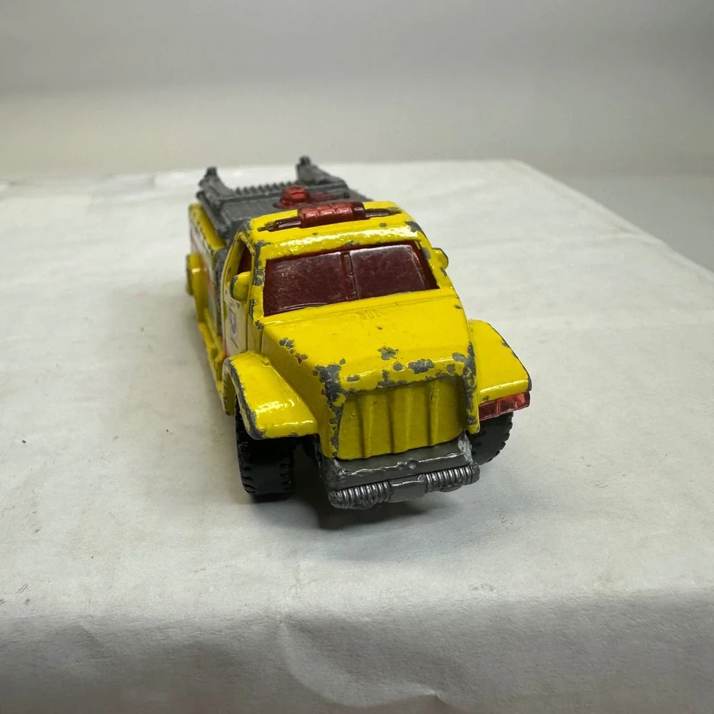 MATCHBOX highway rescue