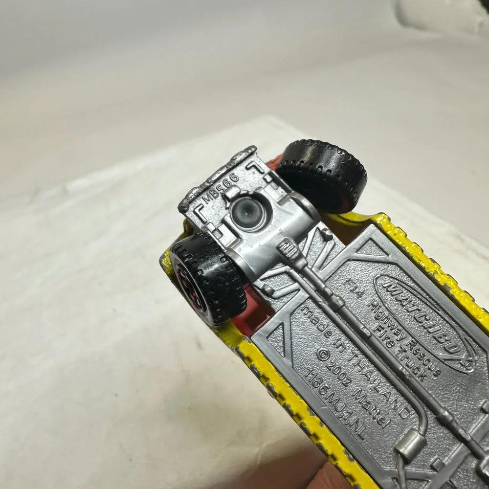 MATCHBOX highway rescue