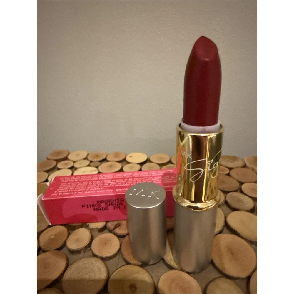 Mary Kay Signature Crème Lipstick *Magenta* BNIB FULL‎ SIZE AUTHENTIC