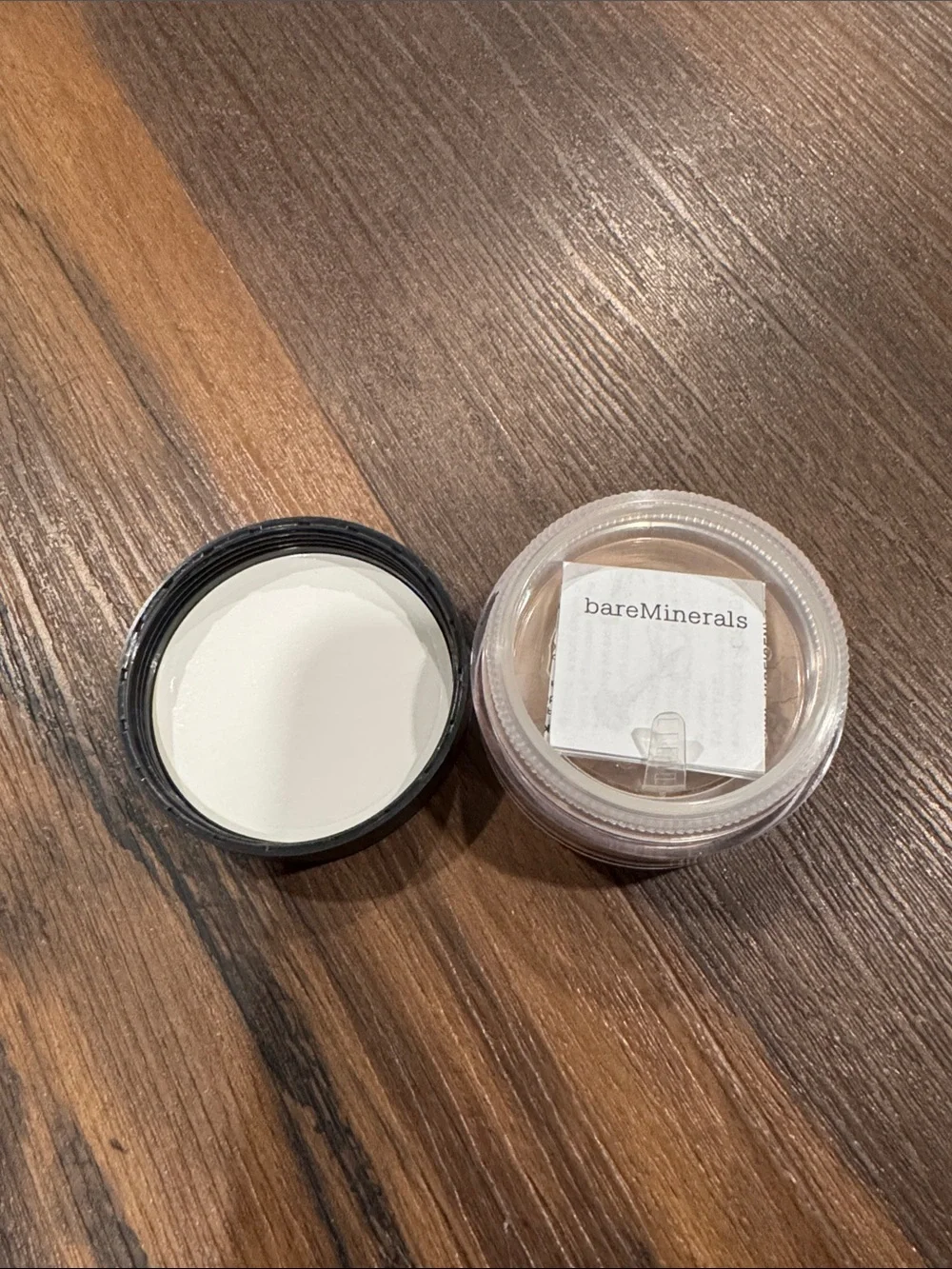 bareMinerals concealer tasking