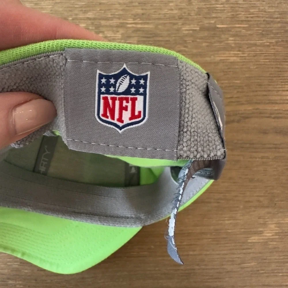 New Era this hat