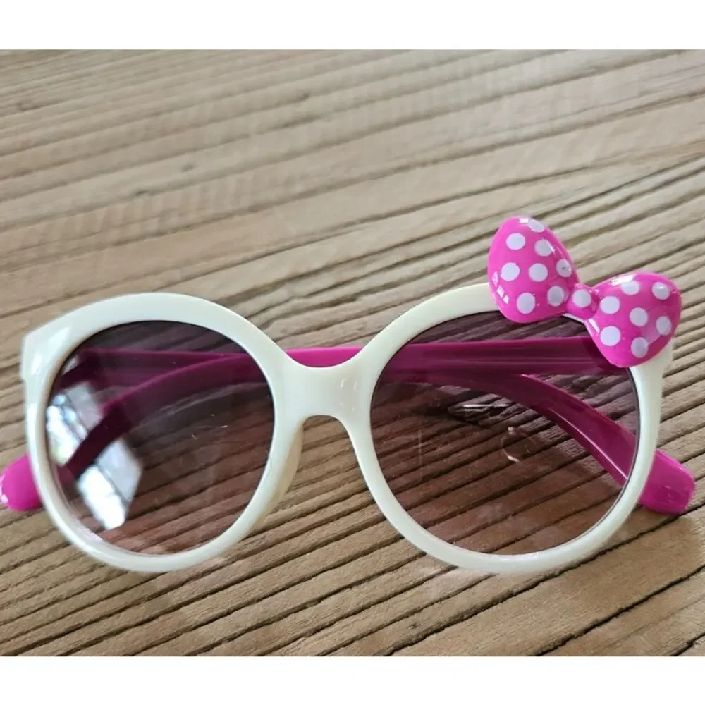 N/A girl polkadot