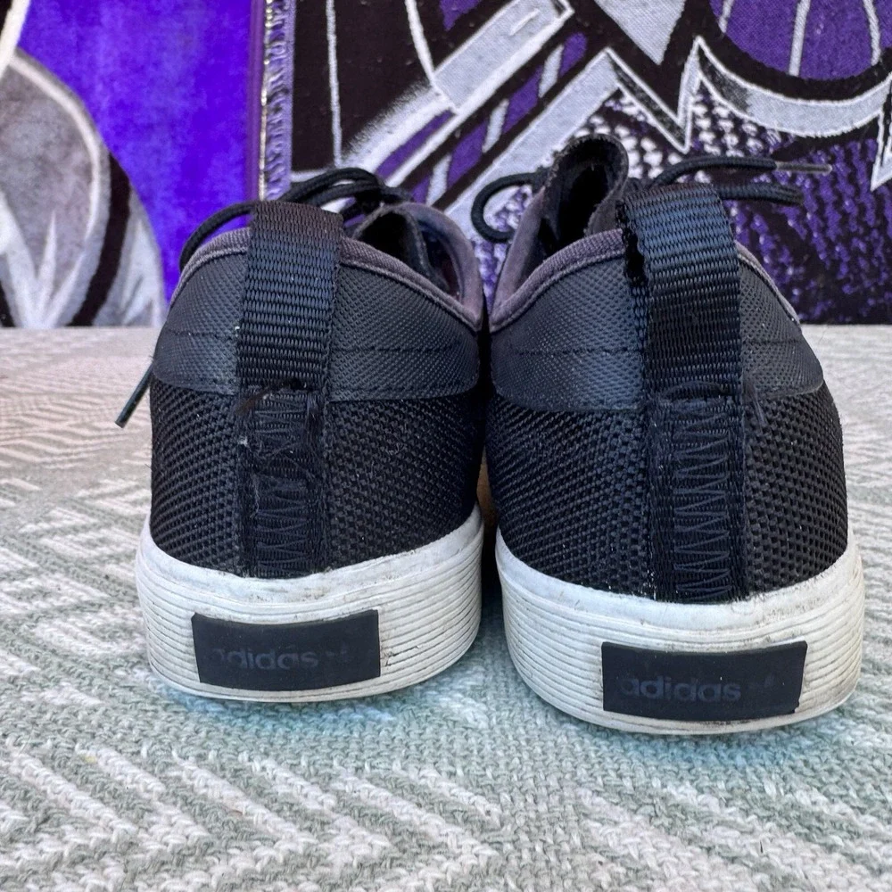 Size 10 - Adidas Originals Seeley Outdoor‎ BY4105 Black Suede/Textile Men's