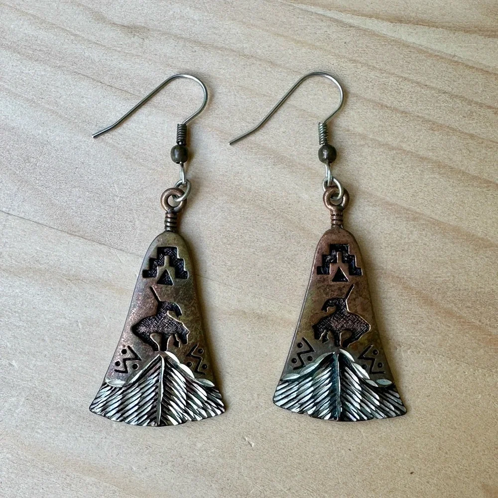 VTG Waldeck Johnson Dangle Earrings 2 Inch Bell Shape Southwestern‎ Style Copper