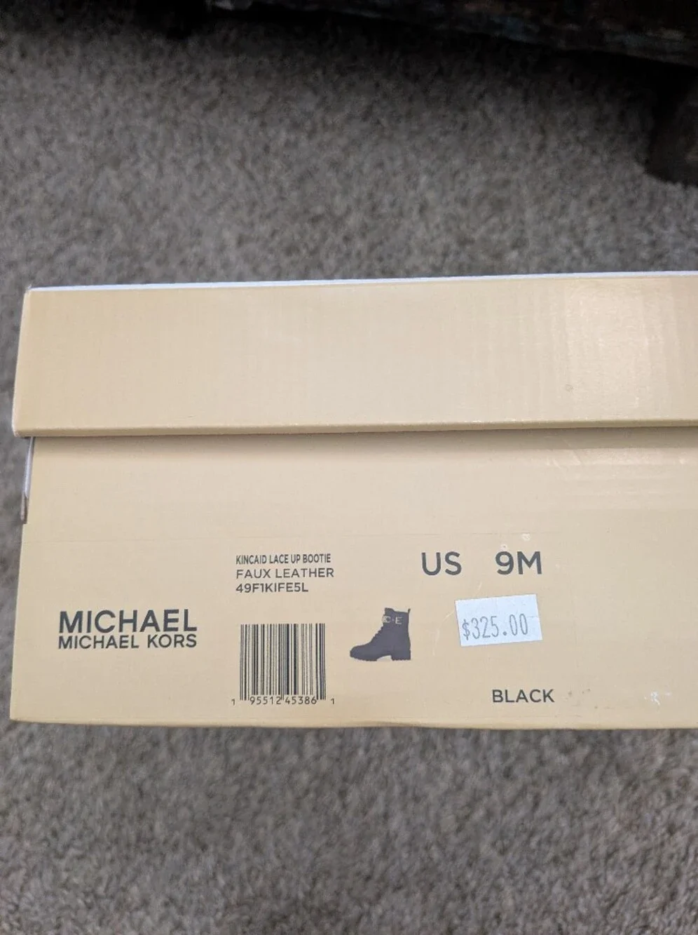 Michael Kors lug side