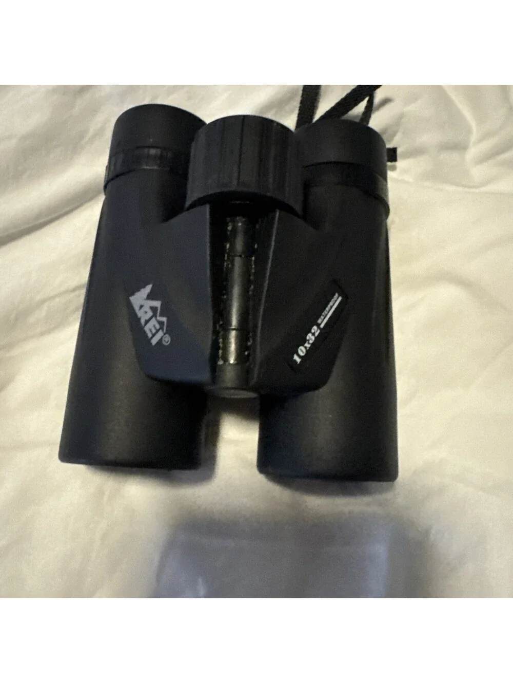 REI 10x32 Waterproof Binoculars Black No Case