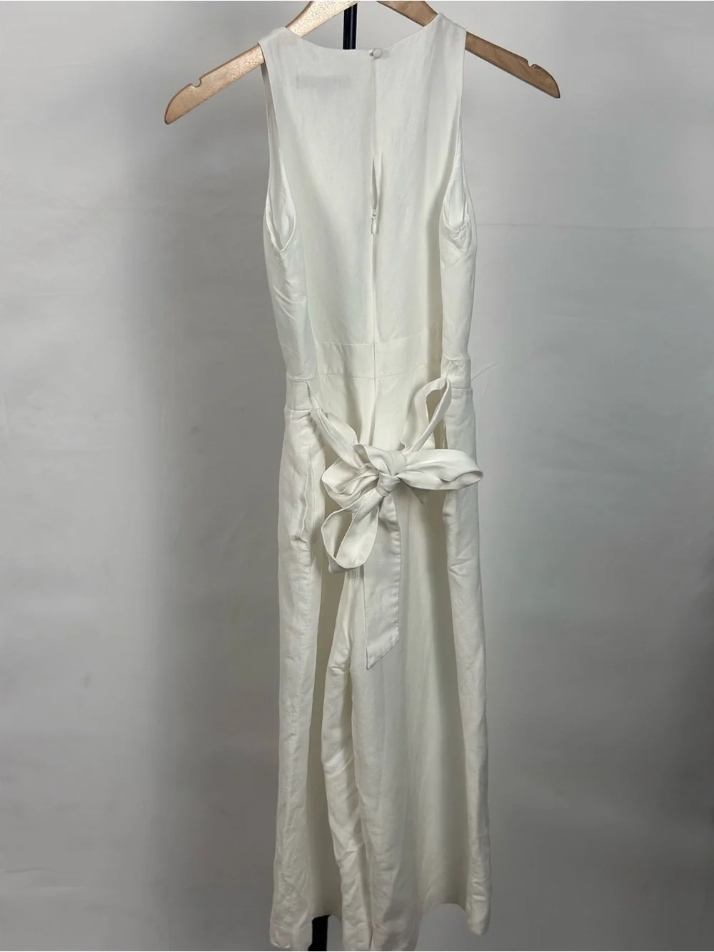 Banana Republic White Sleeveless Tie-Waist Cropped Linen Jumpsuit