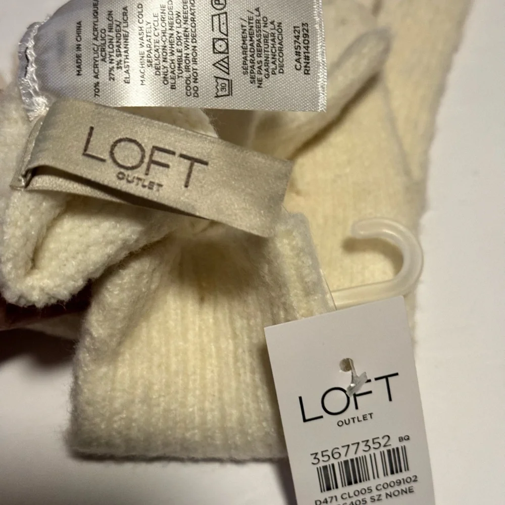 LOFT these women