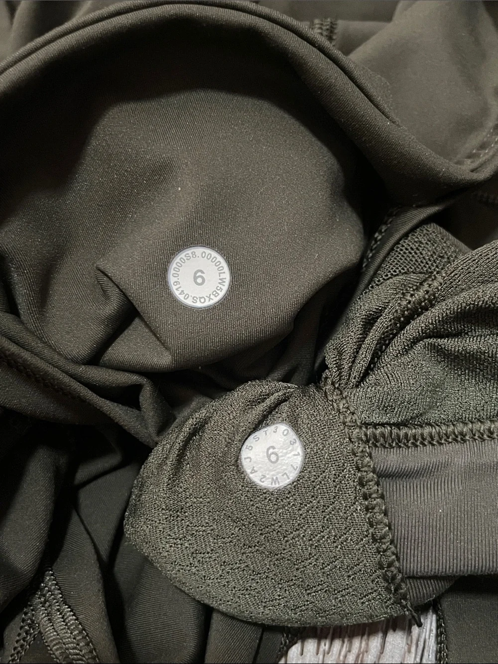 GUC Lululemon Matching Dark Olive Set. Size 6