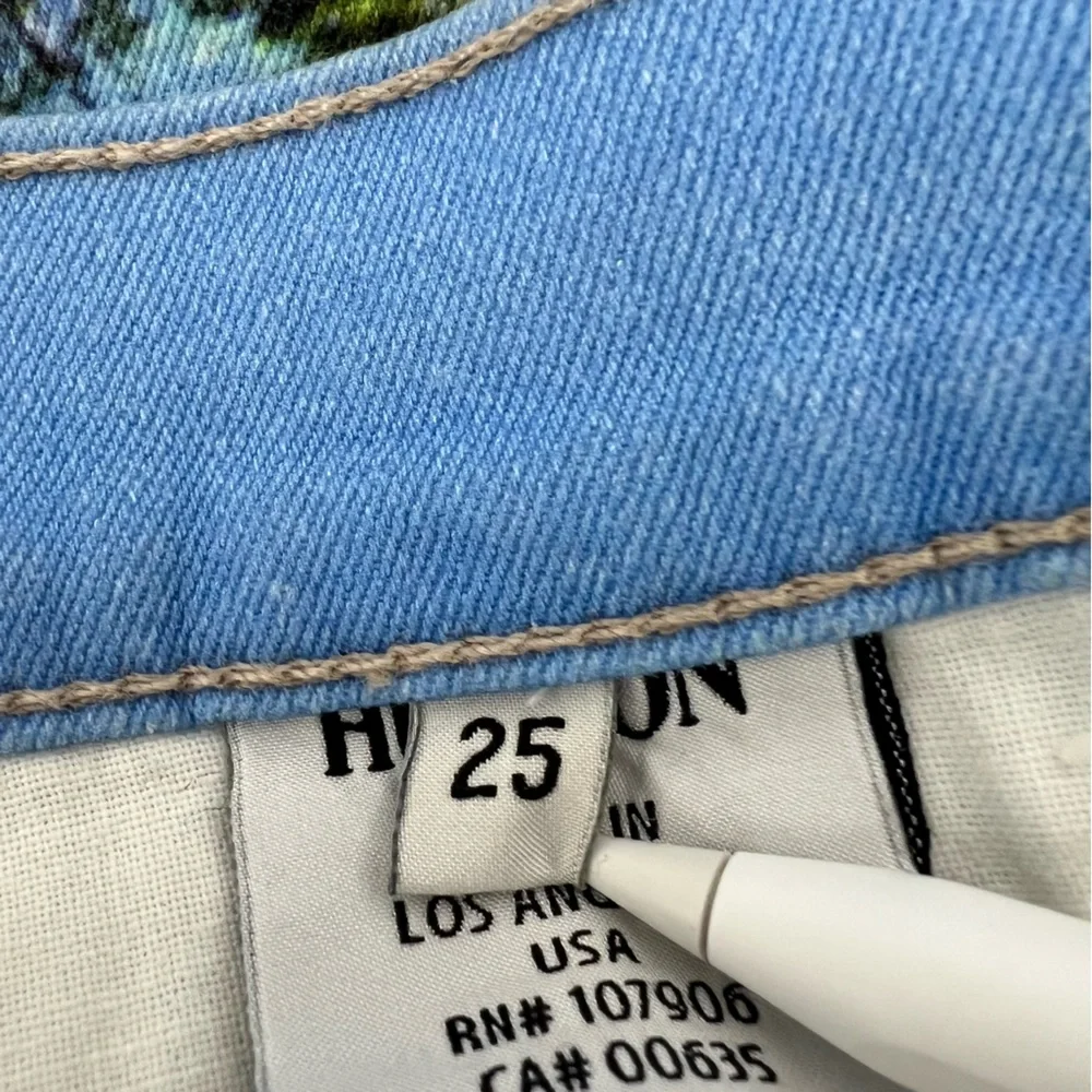 Hudson Micro Nico Super Skinny Jeans Light Wash With Tree Print‎ Sz 25