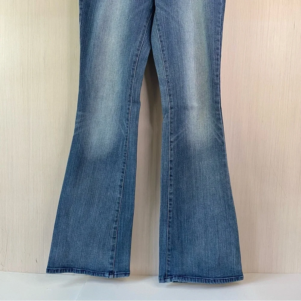 7 For All Mankind elevate your