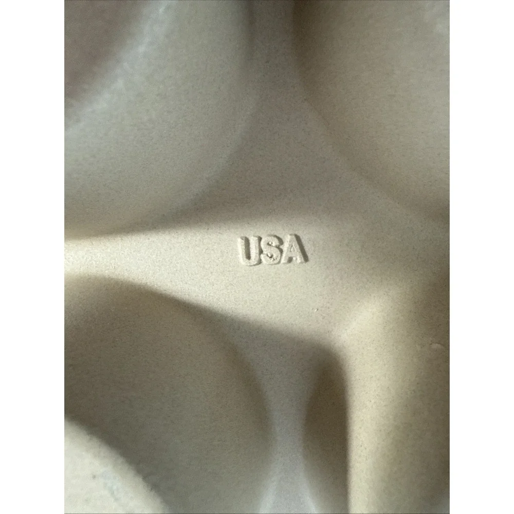 Pampered Chef 1465 Stoneware Cupcake Mold