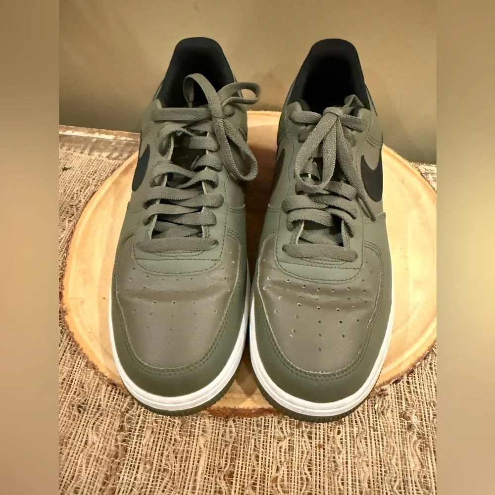 NIKE AIR FORCE 1 '07‎ LOW DOUBLE SWOOSH TWILIGHT MARSH GREEN OLIVE BLACK WHITE 9