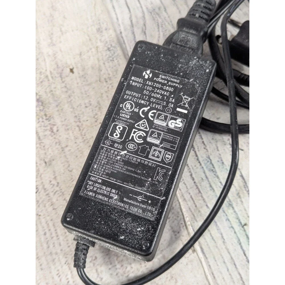 Audio Authority Switching Power Supply XH1200-5000 12.0V 5.0A Adapter Icybreeze