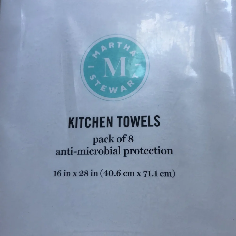 Martha Stewart Anti-microbial Kitchen Holiday Mistletoe Holly Towels