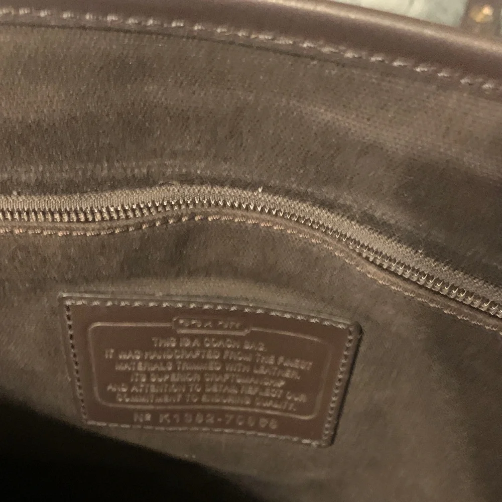 Coach classic messenger