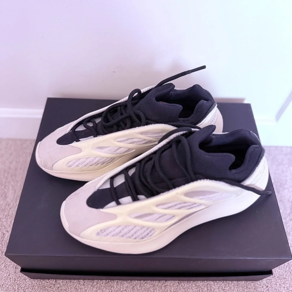 Yeezy trendy sneakers