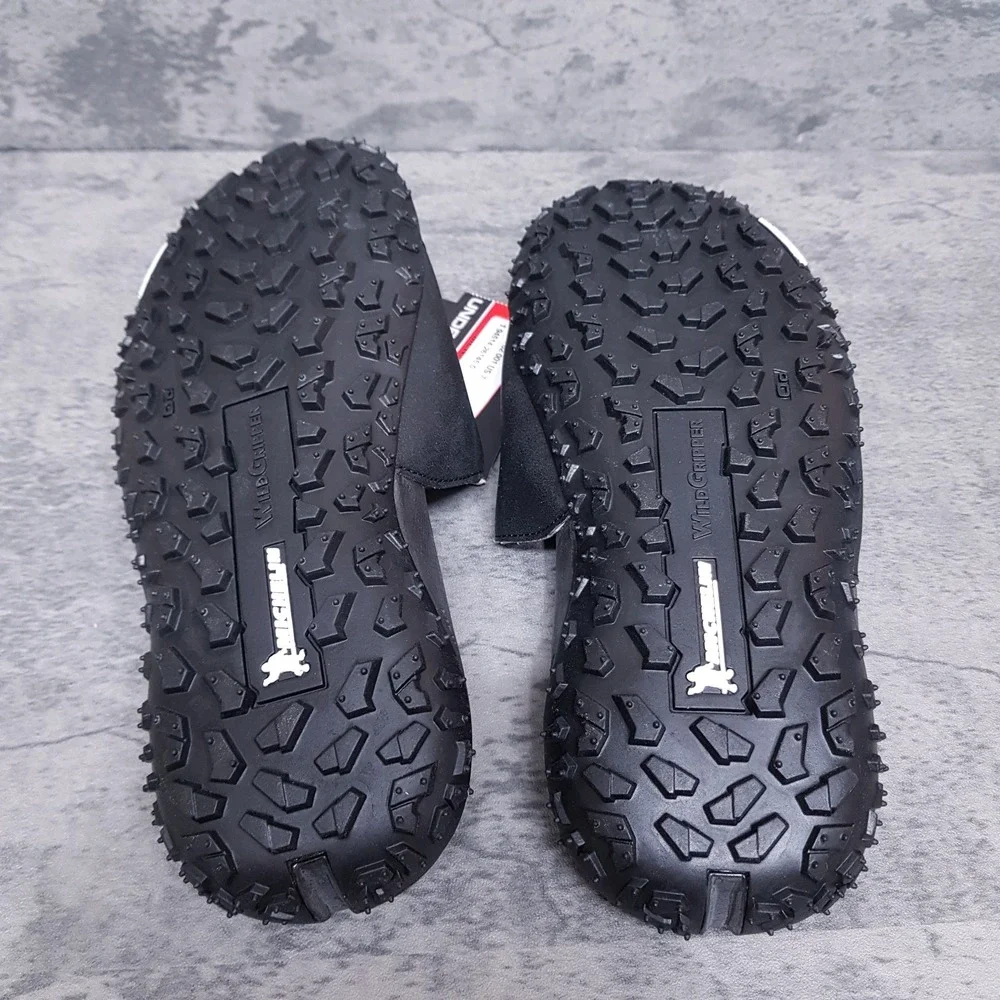 Under Armour selling pair