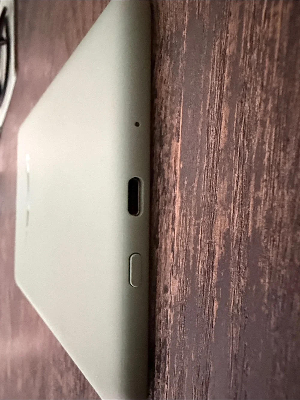 Amazon slim reader