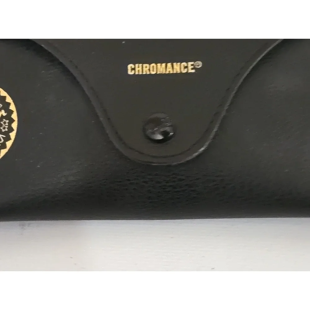 Ray-Ban boutique detail