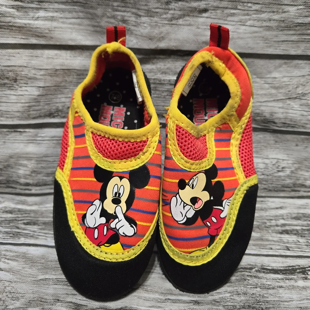 Disney yellow size