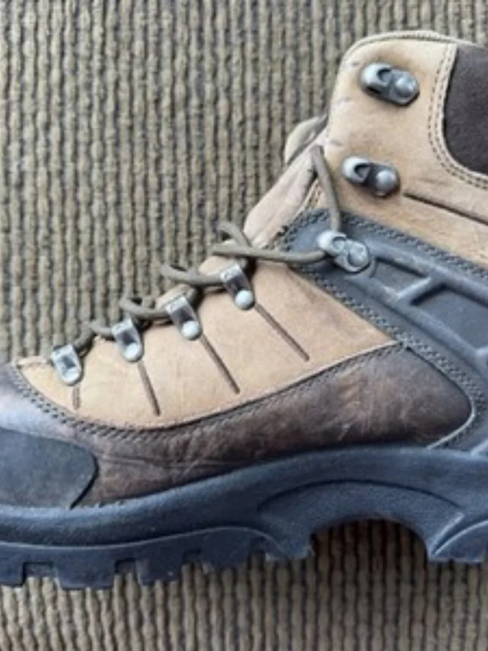 Montrail brown torre