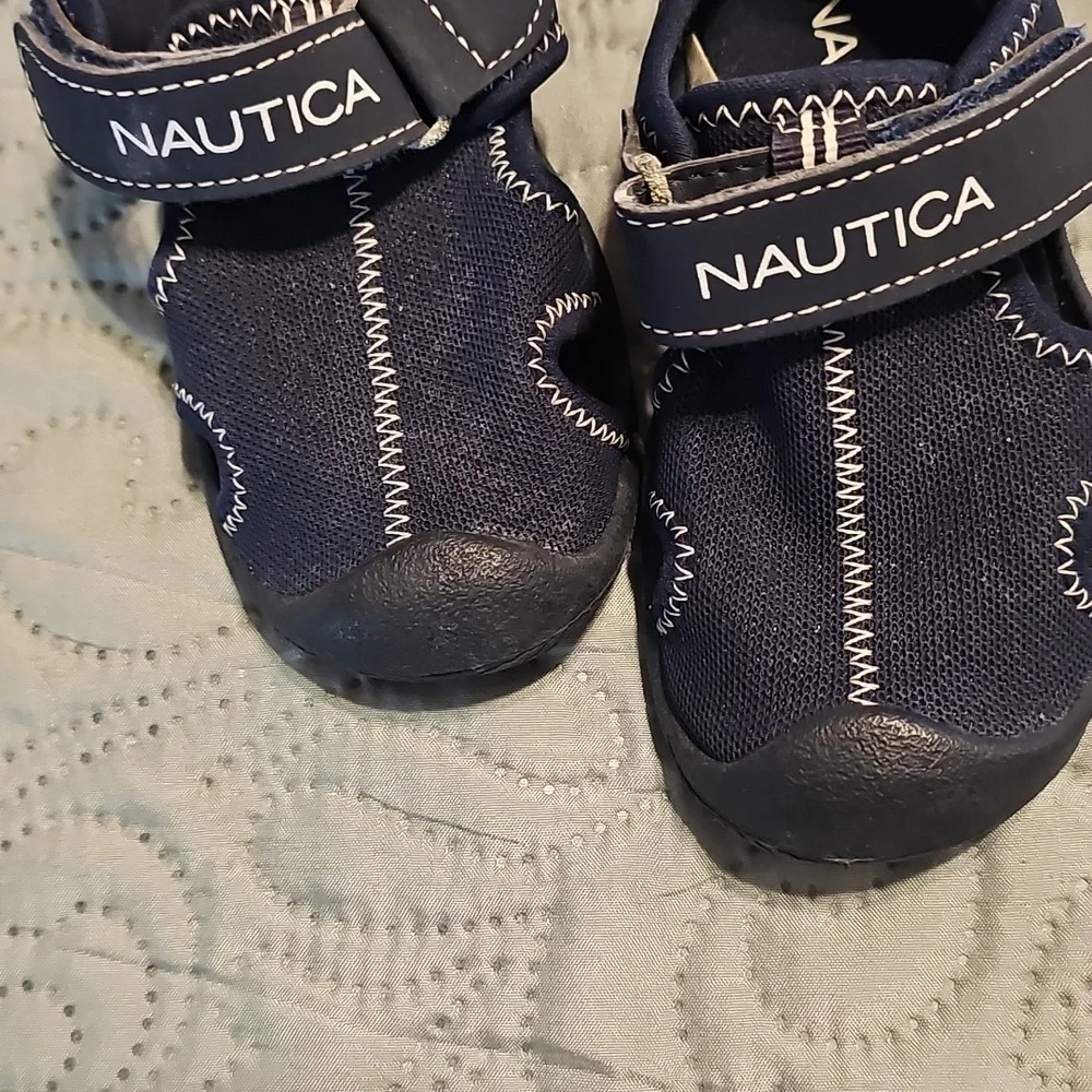Nautica dive into
