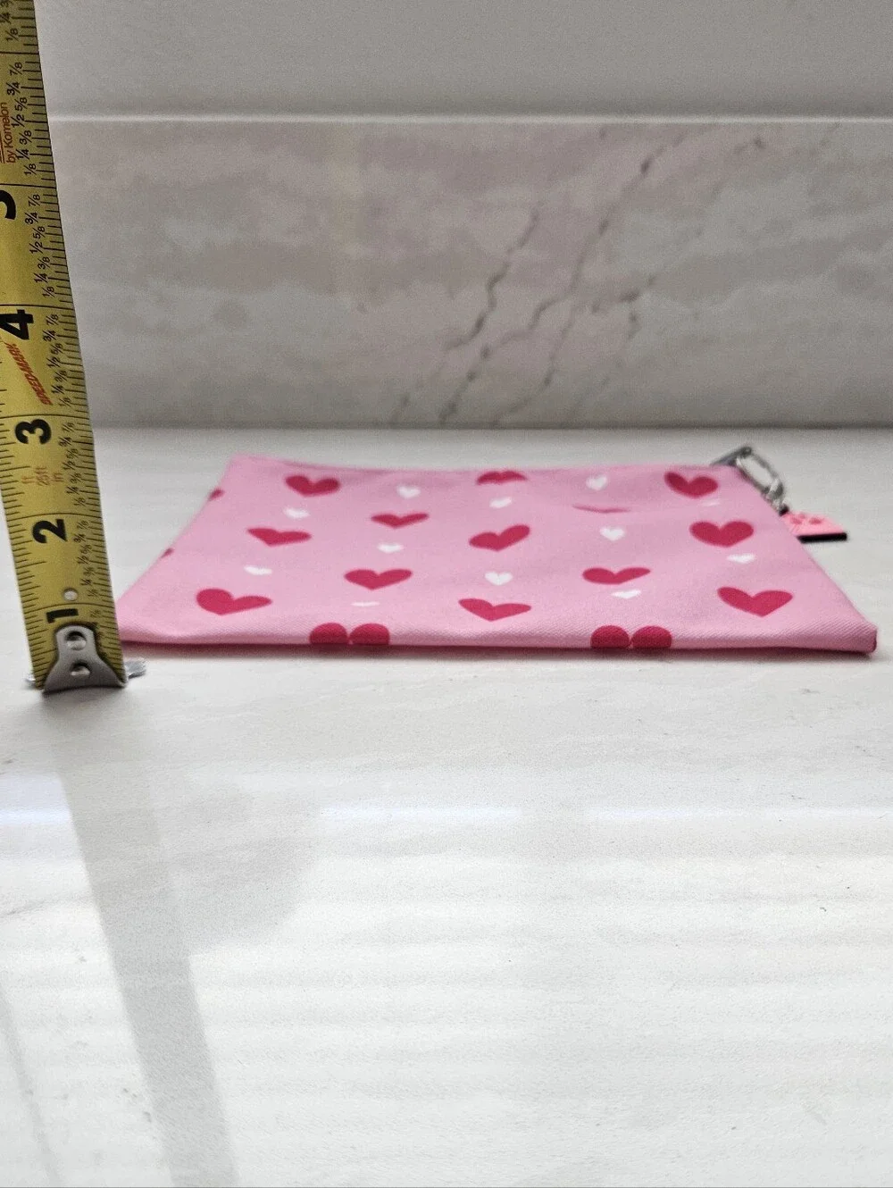 N/A pink heart