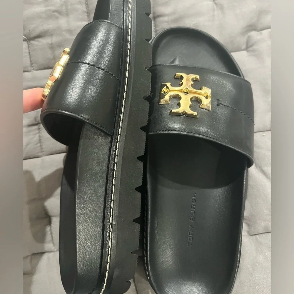 Tory Burch Everly Anatomic Lug Paris Nappa Slide black 5.5 beach