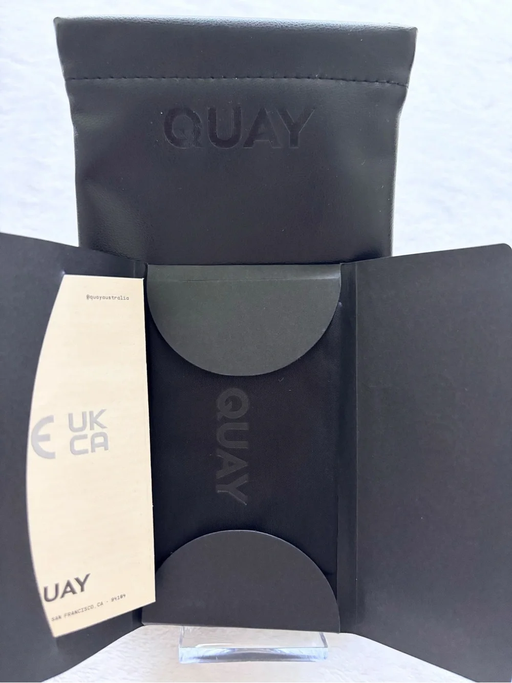 QUAY AUSTRALIA Act Natural Black Gold Polarized Square Sunglasses and Case--NEW