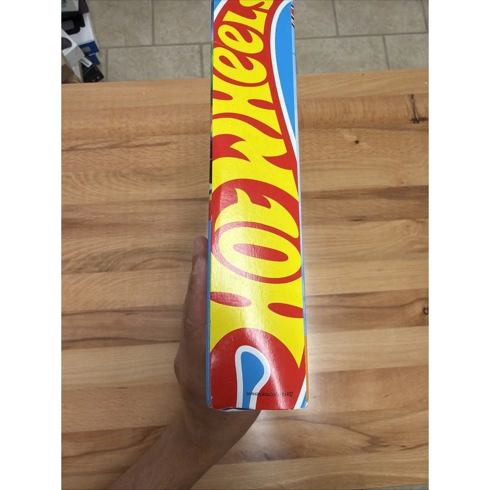 Hot Wheels Let's‎ Race 10 Pack Mattel GT Scorcher Street Shrieker Gotta Go Cars
