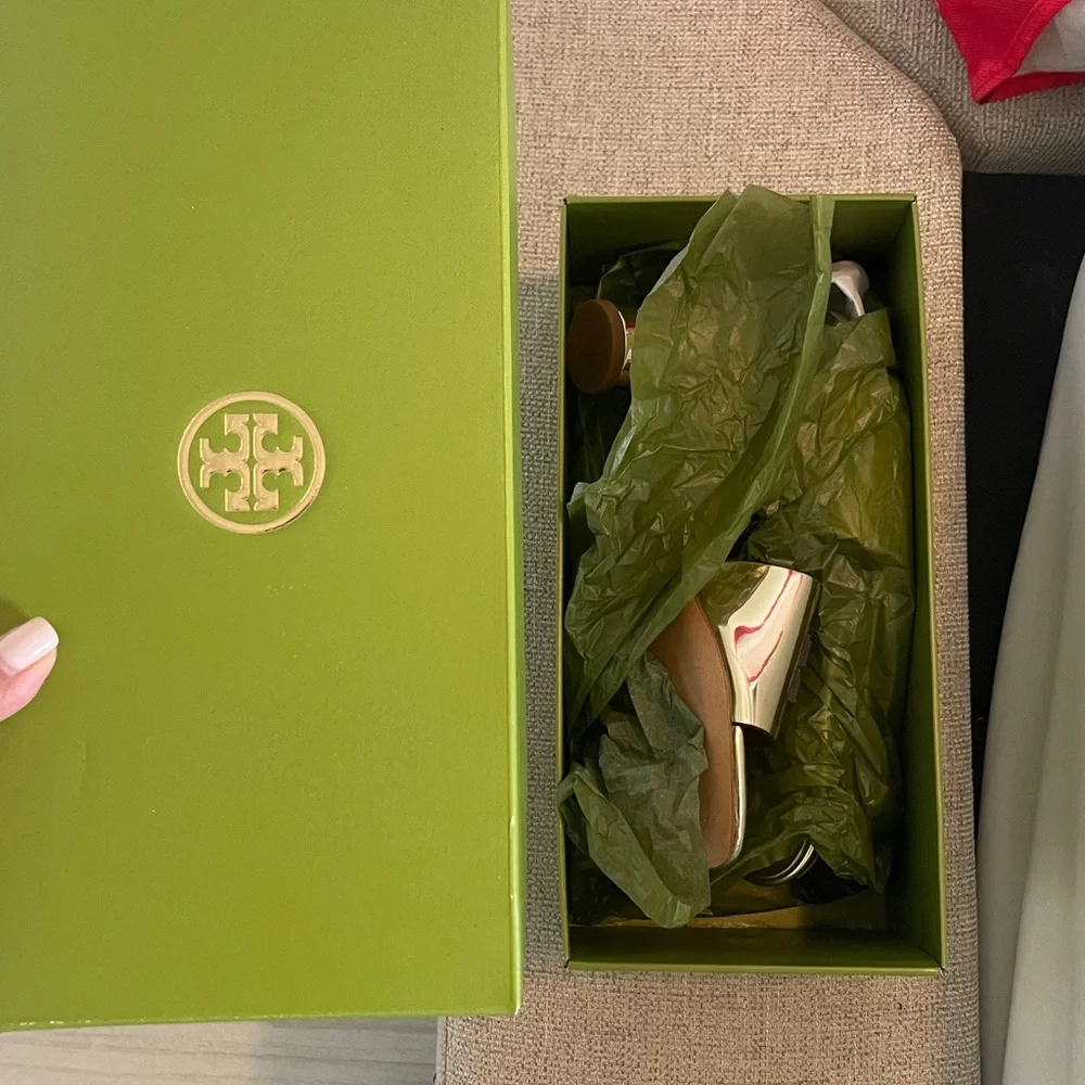 Tory Burch chic slide