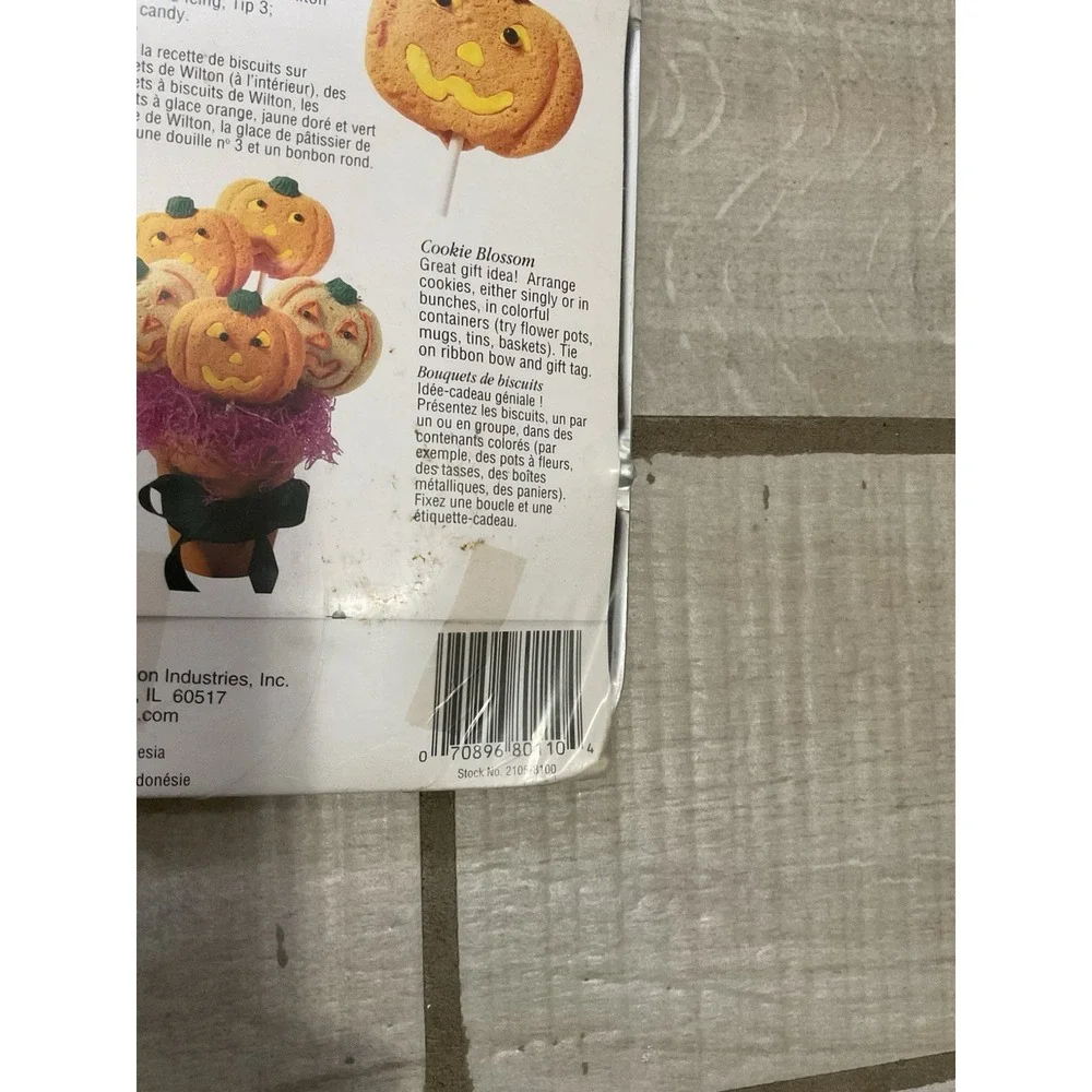 NEW Wilton 1998 Jack-o-lantern Pumpkin Cookie‎ Treat Sucker Pan