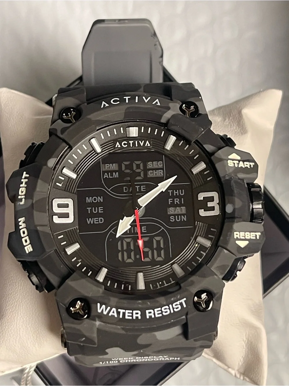 Invicta brand new