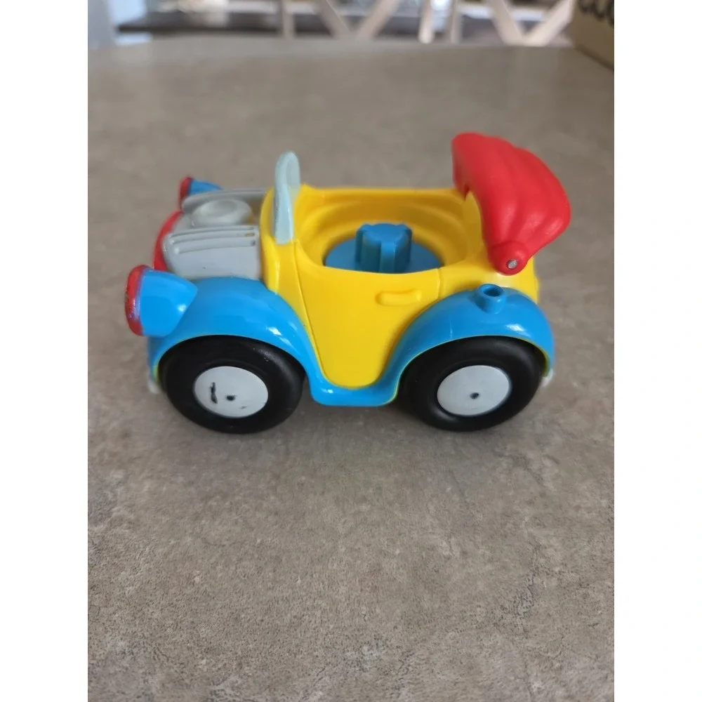 Fisher Price Little People Donald Duck Bouncing Car Magic of Disney