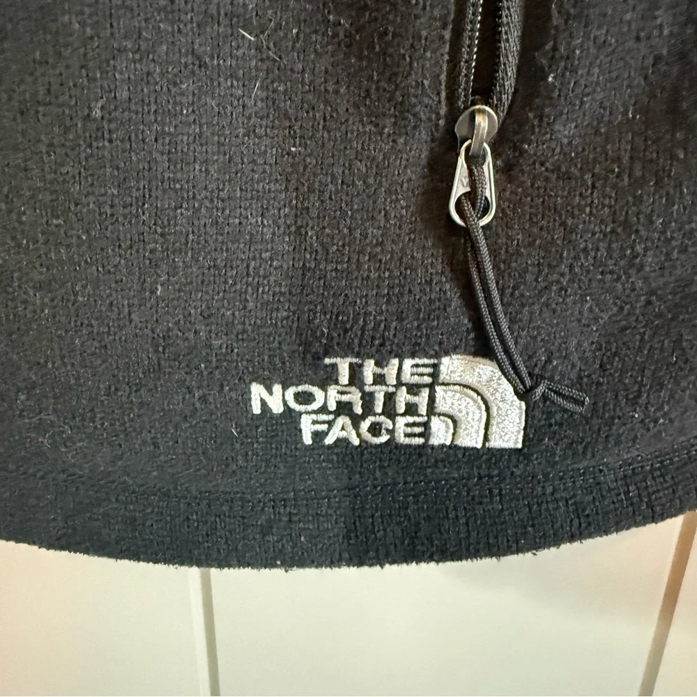 The North Face hem ships fleece