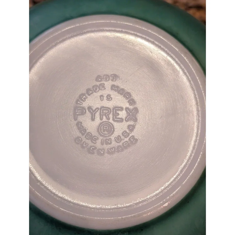 Vintage 1960s Pyrex Primary Colors Jade Green Mixing Bowl 403 2.5 Qt Opal Ware
