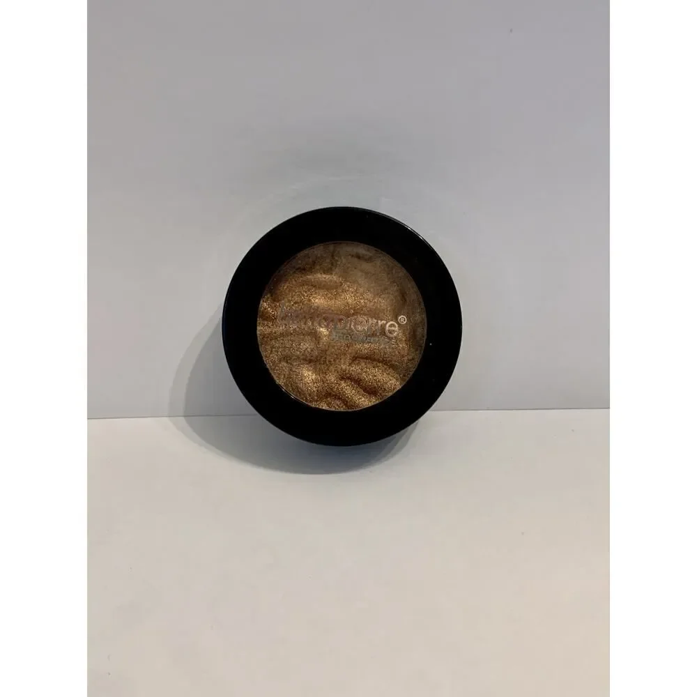 Bella pierre Cosmetics Highlighter & Eyeshadow - Shade Sultry New Shimmer Gold