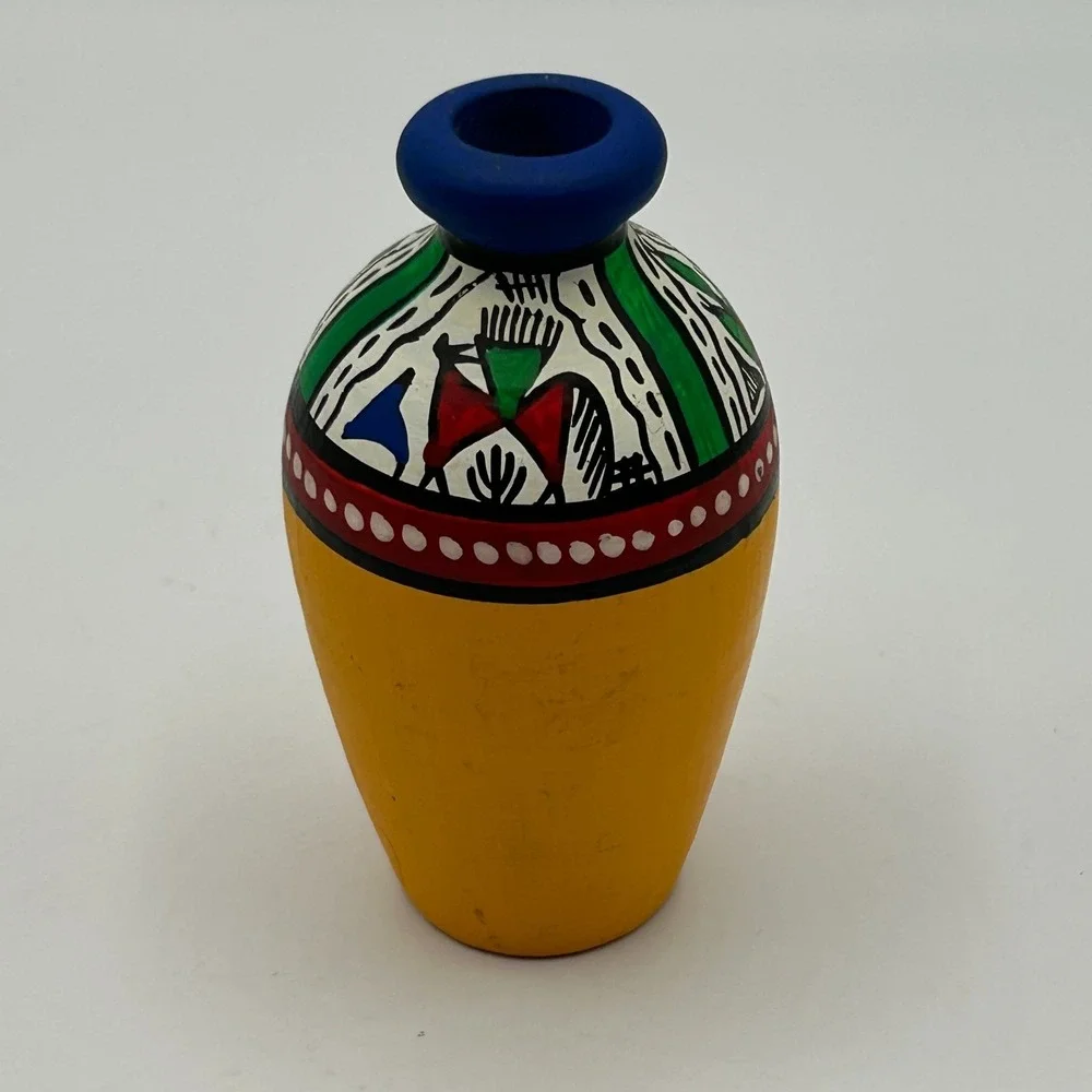 The Unbranded Brand vase tapered