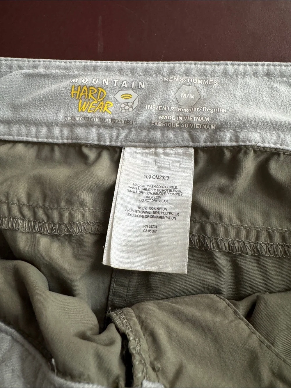 Mountain Hardwear excellent 32” pants
